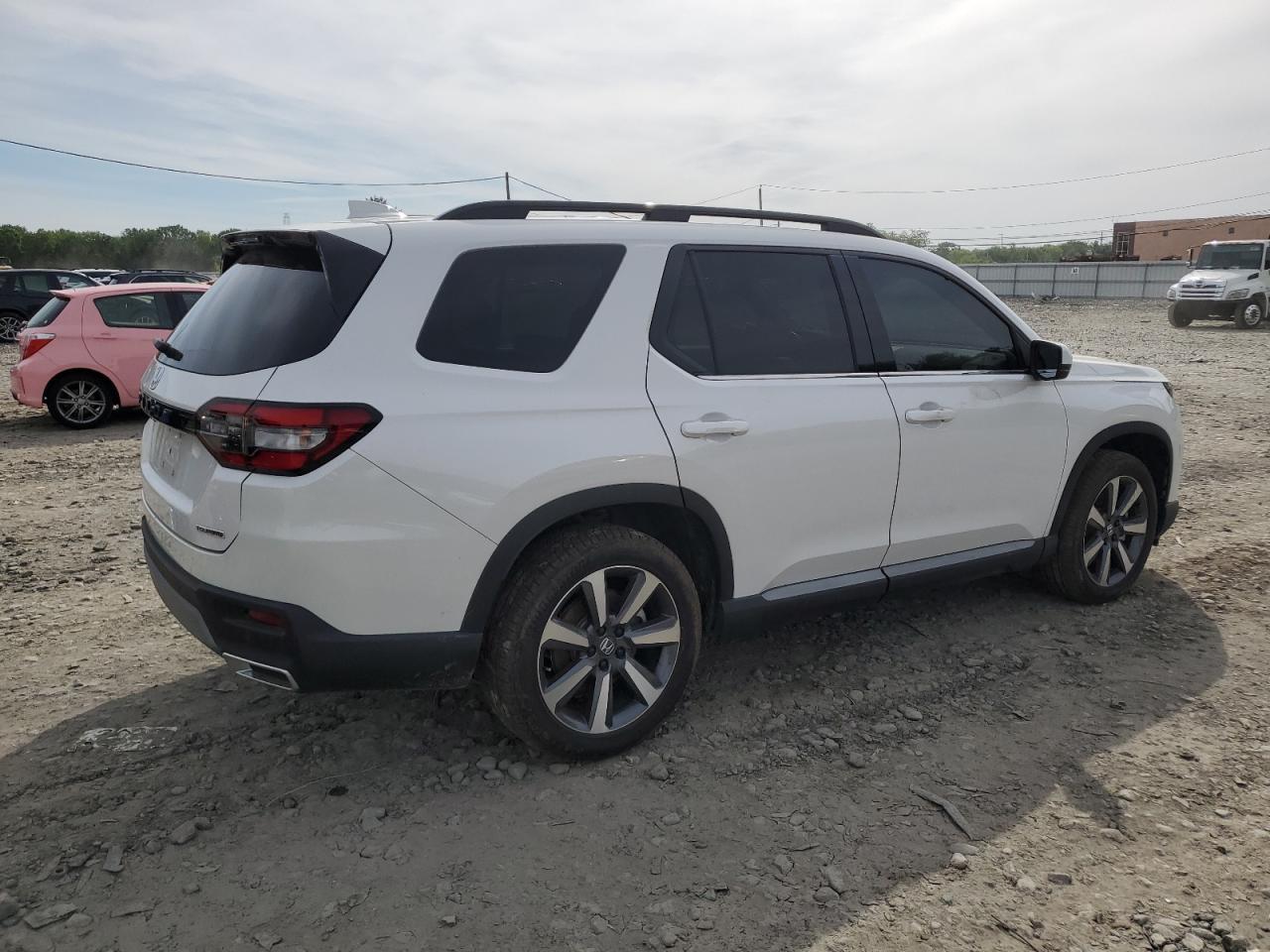 2024 Honda Pilot Touring - Фото 3