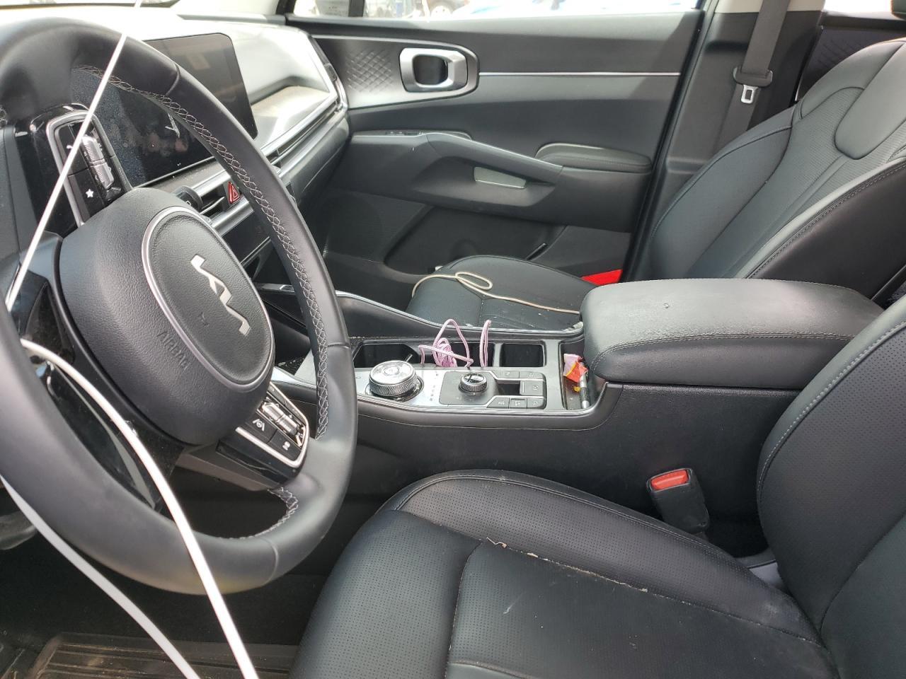 2025 Kia Sorento Ex - Image 7