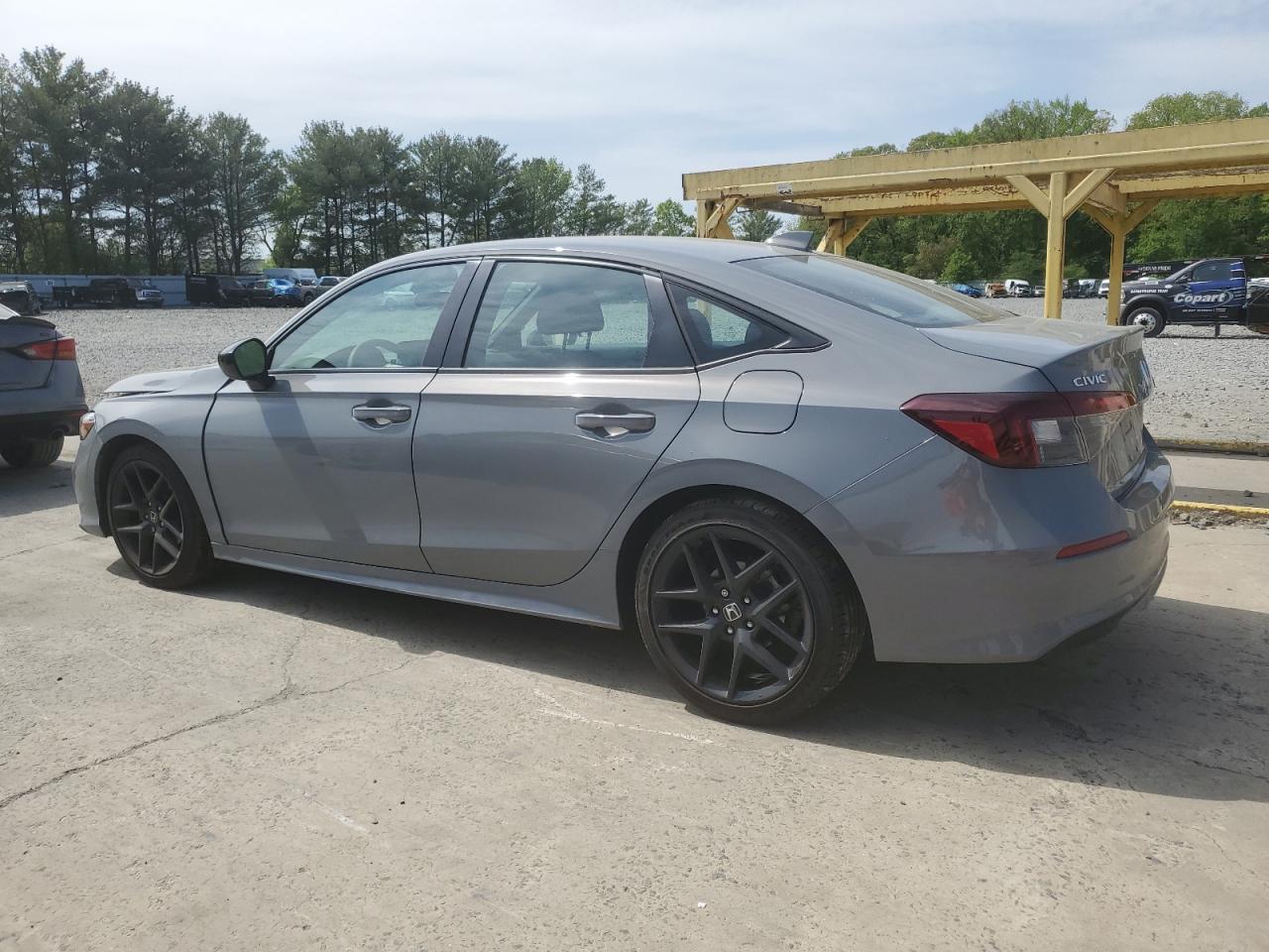 2025 Honda Civic Sport - Фото 2