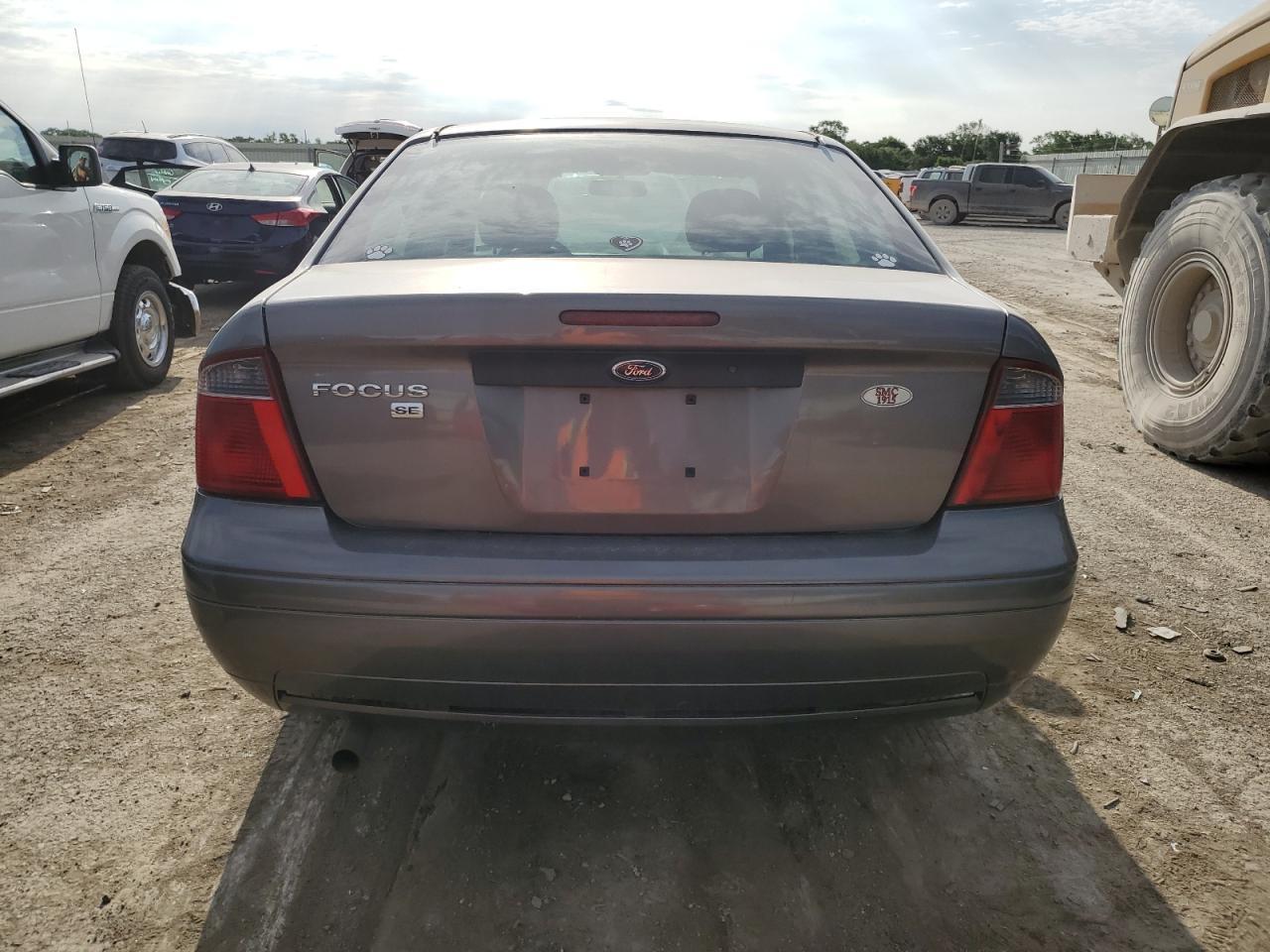 2007 Ford Focus Zx4 - Image 6