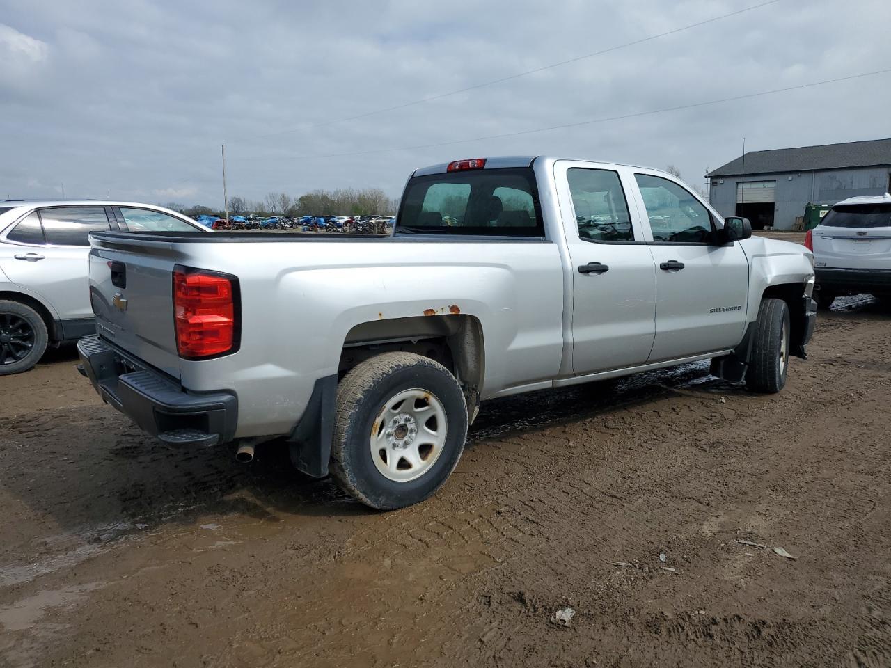 2015 Chevrolet Silverado C1500 - Image 3