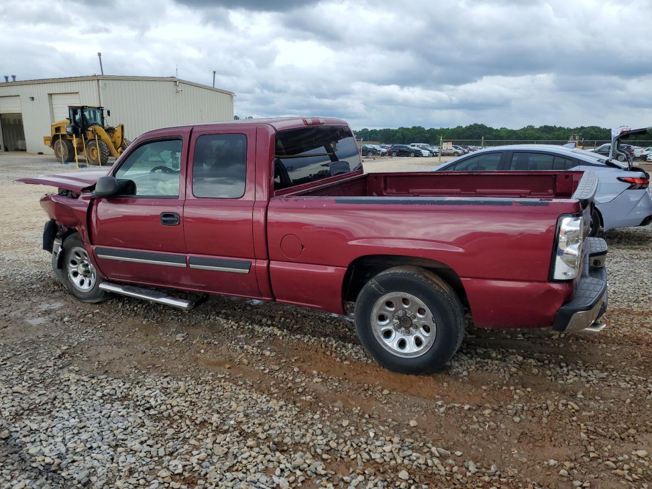 2005 Chevrolet Silverado C1500 - Фото 2