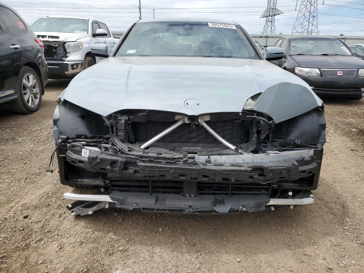 2023 BMW 330Xi - Фото 5