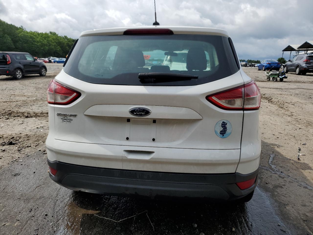 2013 Ford Escape S - Фото 6