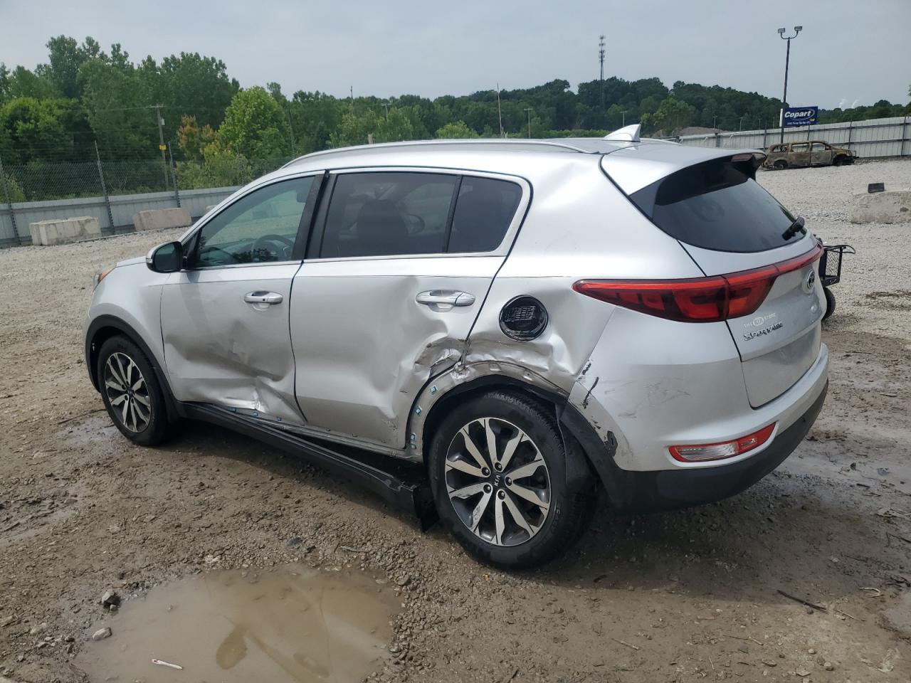 2018 Kia Sportage Ex - Image 2