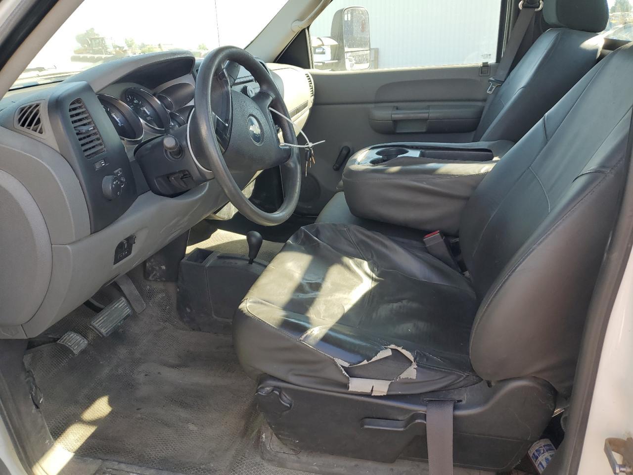 2009 Chevrolet Silverado K2500 Heavy Duty - Image 7