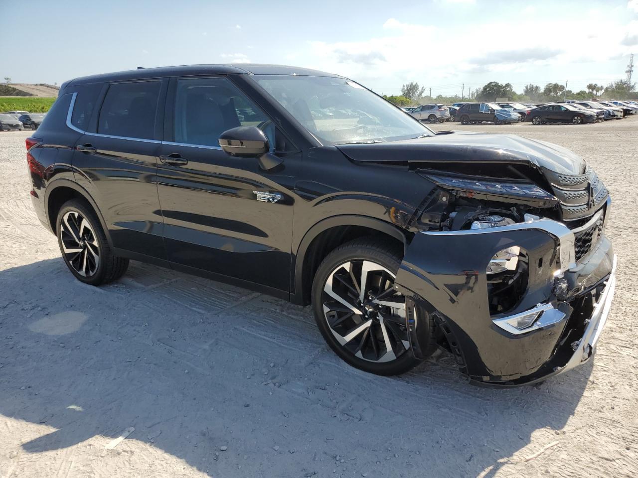 2025 Mitsubishi Outlander Se - Image 4