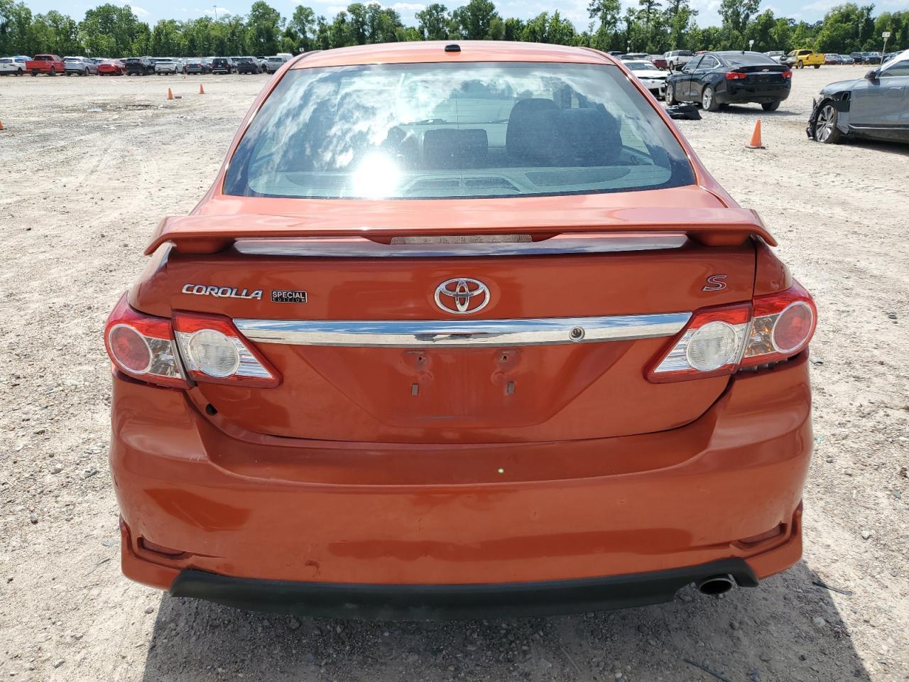2013 Toyota Corolla Base - Фото 6