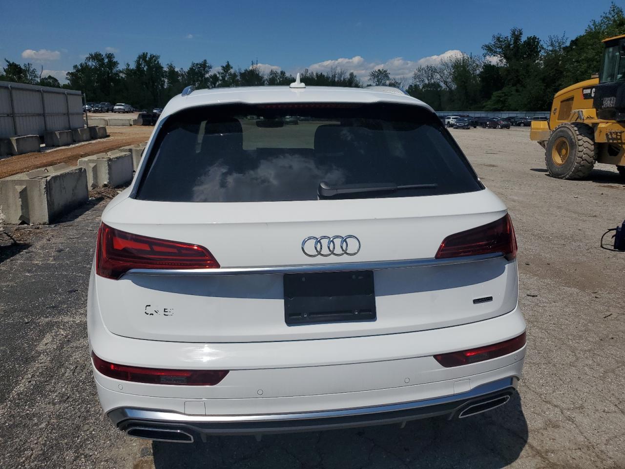2023 Audi Q5 Premium Plus 45 - Image 6