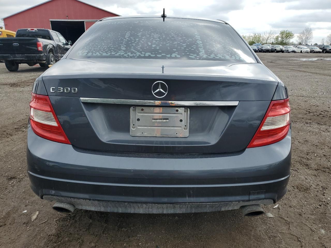 2011 Mercedes-Benz C 300 - Фото 6