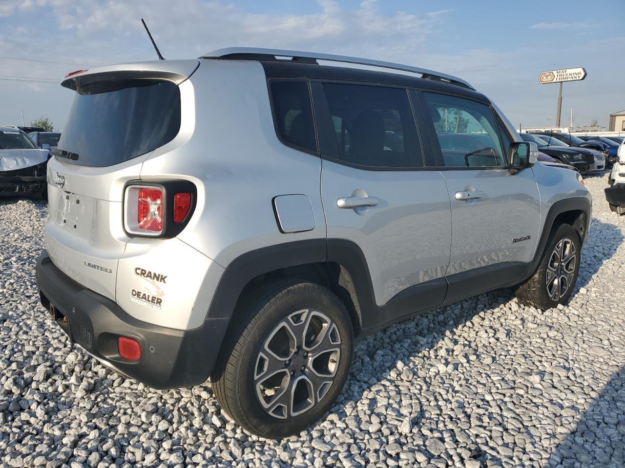 2017 Jeep Renegade Limited - Image 3