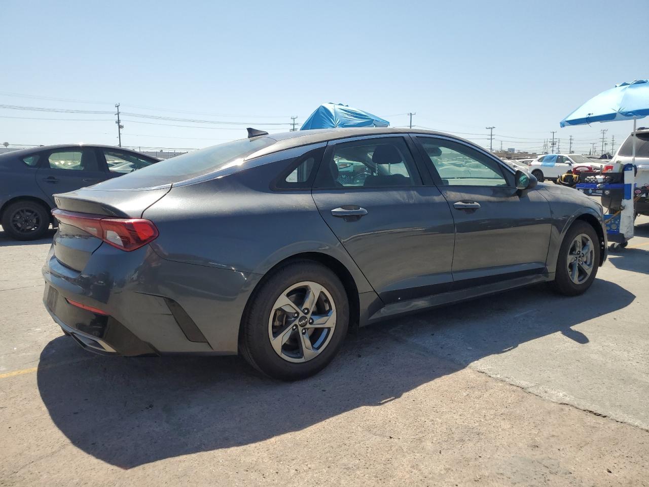 2022 Kia K5 Lxs - Image 3