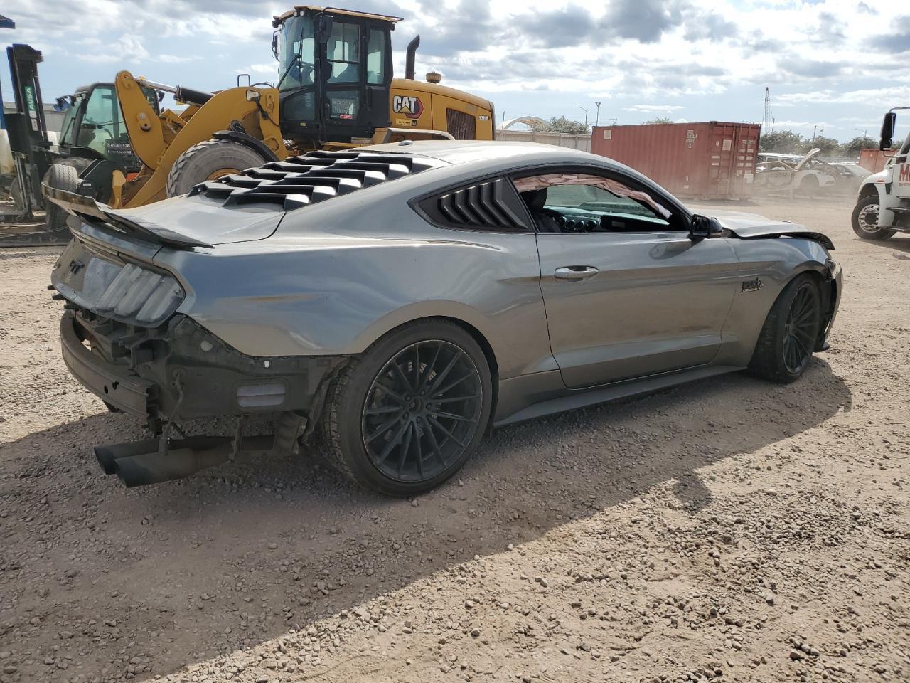 2016 Ford Mustang Gt - Фото 3