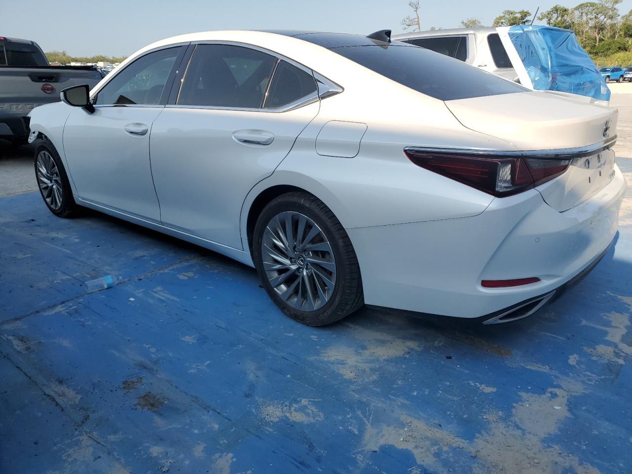2019 Lexus Es 350 - Фото 2