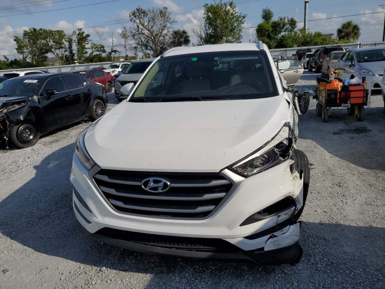 2018 Hyundai Tucson Sel - Фото 5