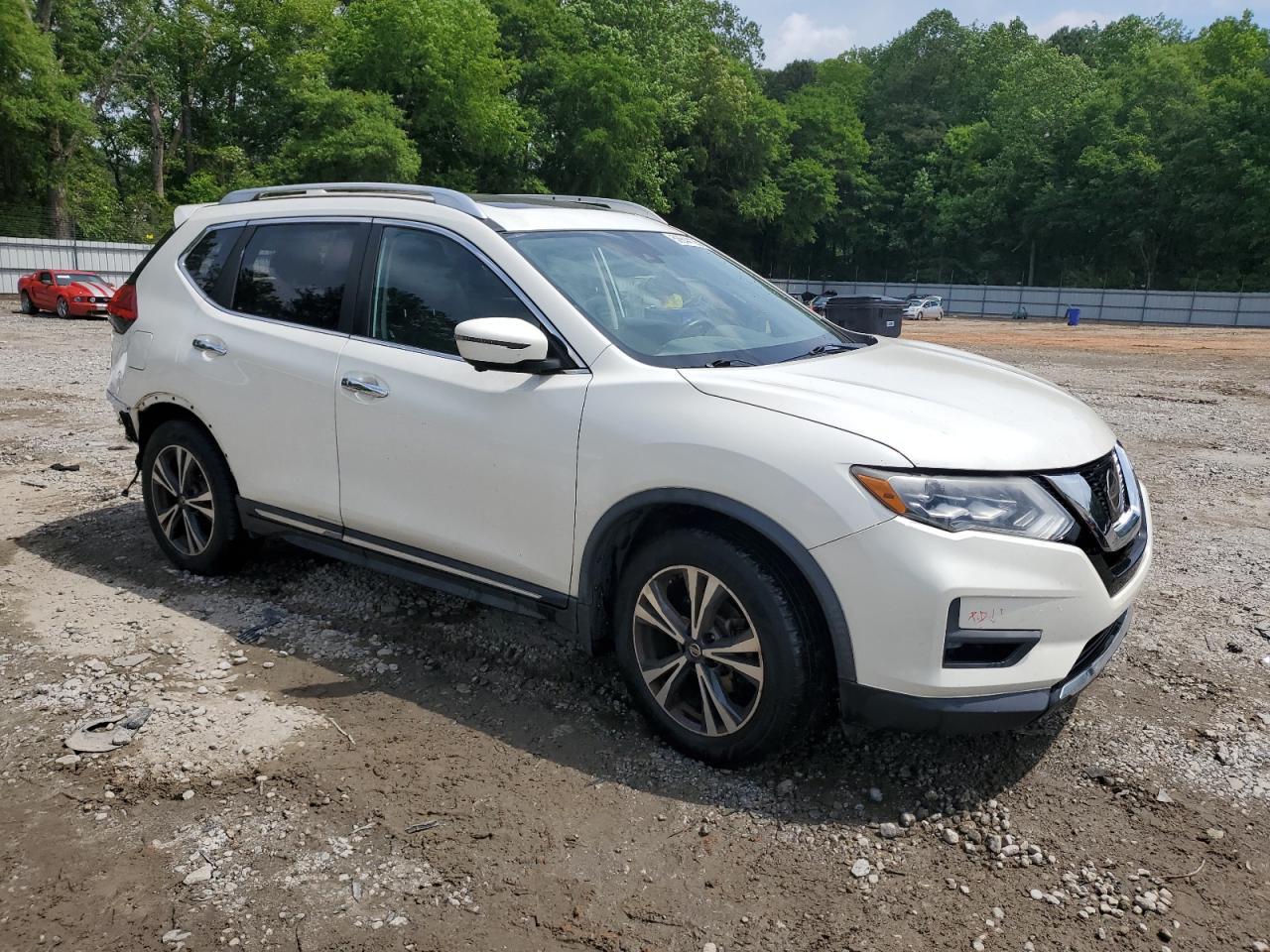 2017 Nissan Rogue S - Image 4