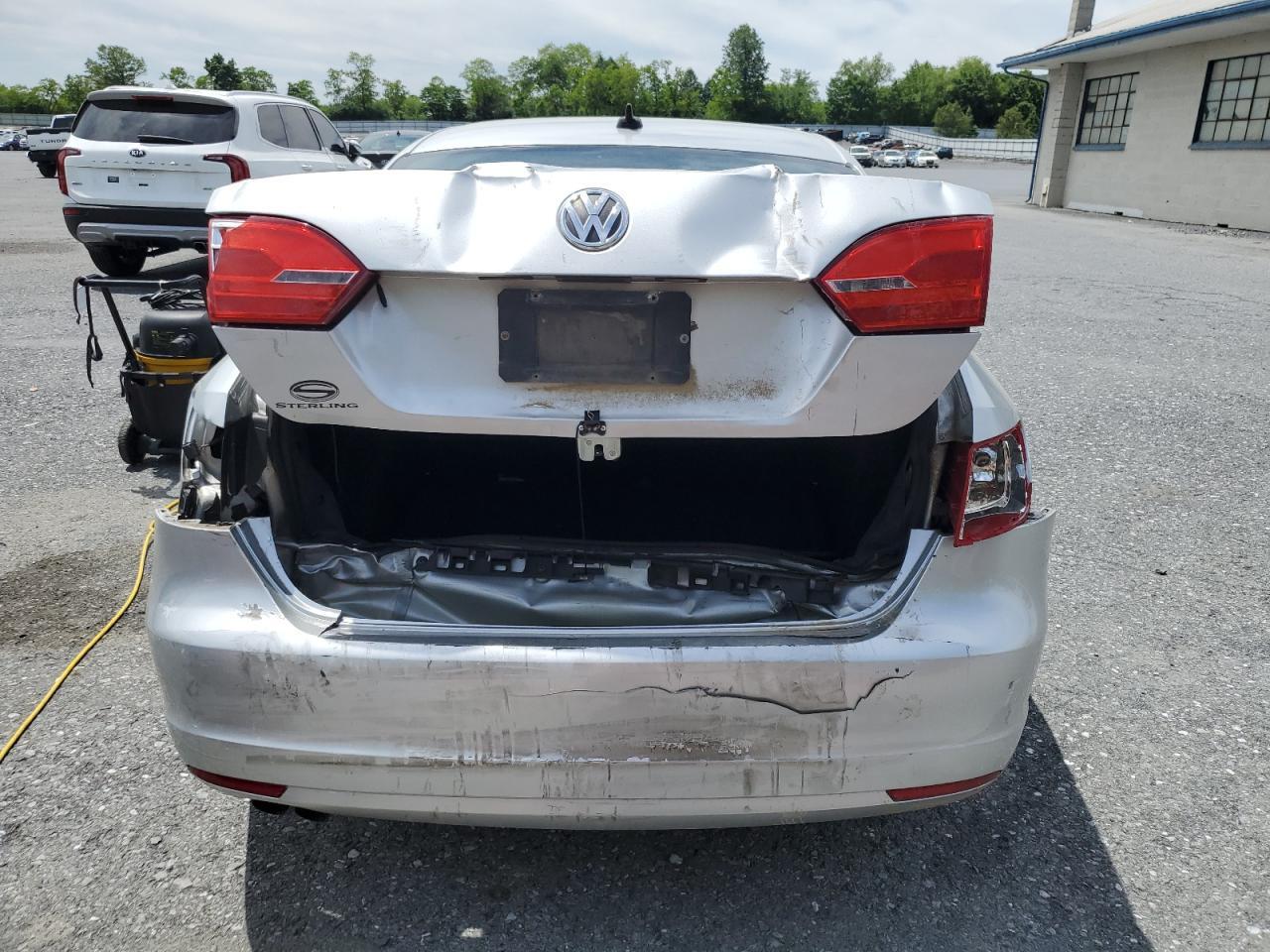 2011 Volkswagen Jetta Se - Image 6