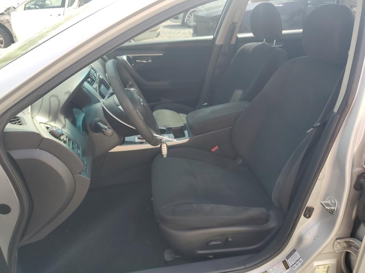 2014 Nissan Altima 2.5 - Image 7