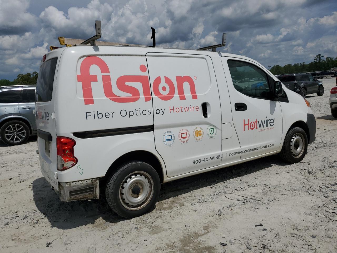 2015 Nissan Nv200 2.5S - Фото 3