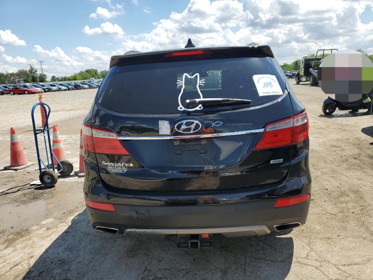 2014 Hyundai Santa Fe Gls - Image 6