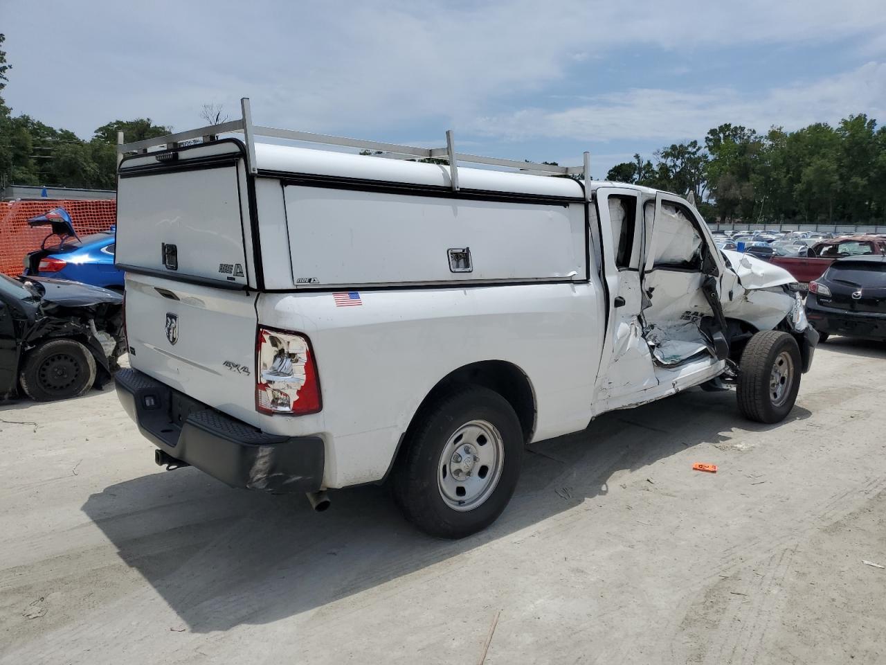 2023 Ram 1500 Classic Tradesman - Фото 3