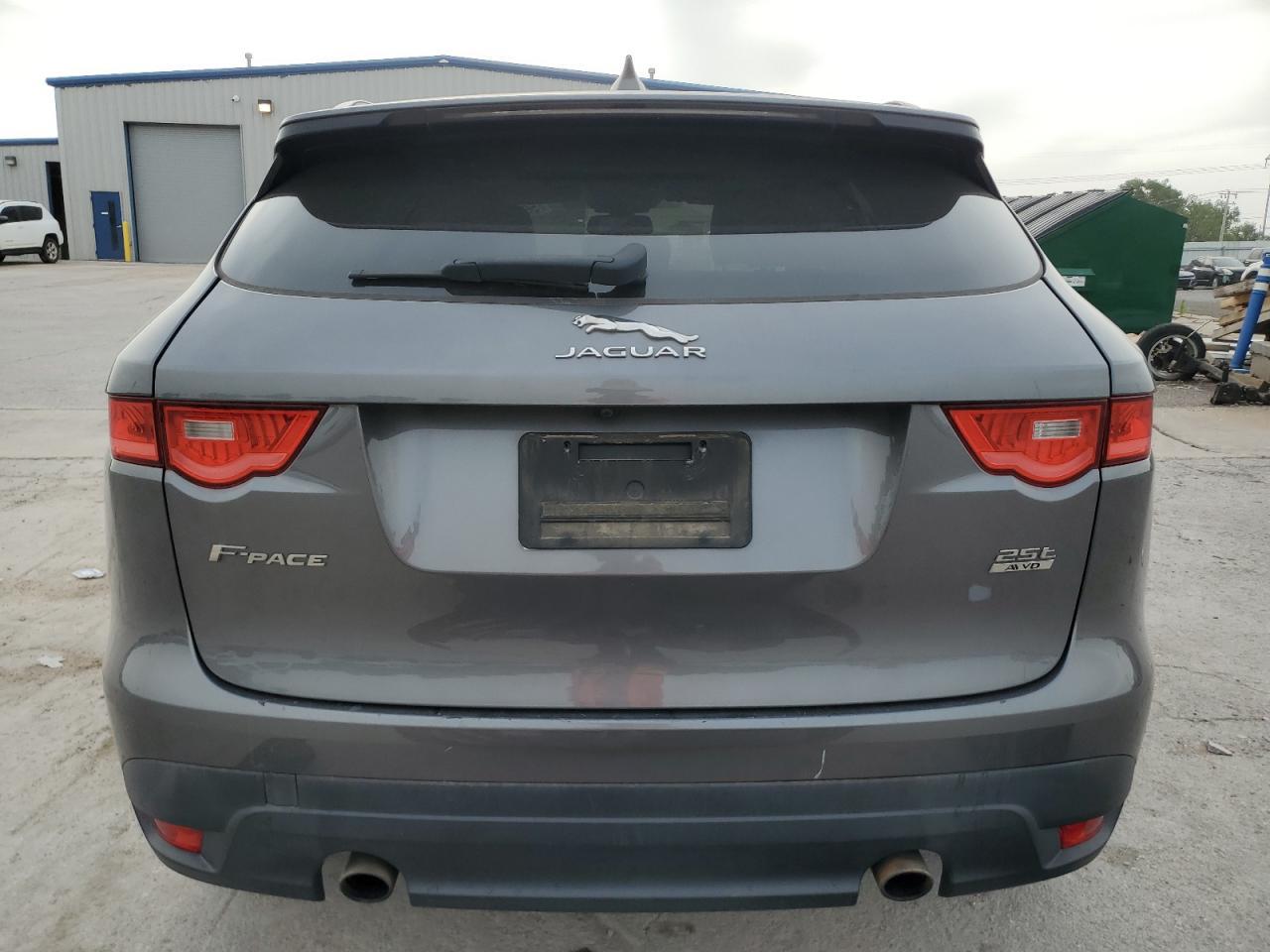 2018 Jaguar F-Pace Premium - Фото 6
