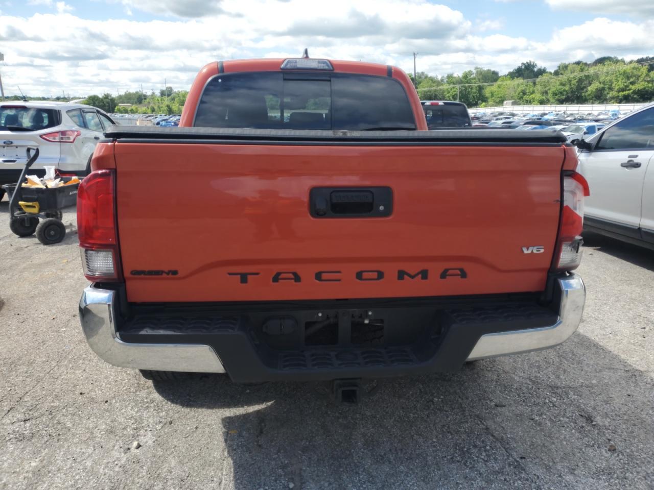 2018 Toyota Tacoma Double Cab - Фото 6