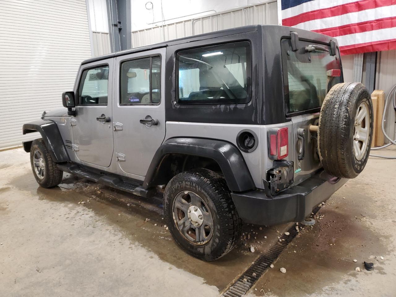 2016 Jeep Wrangler Unlimited Sport - Фото 2