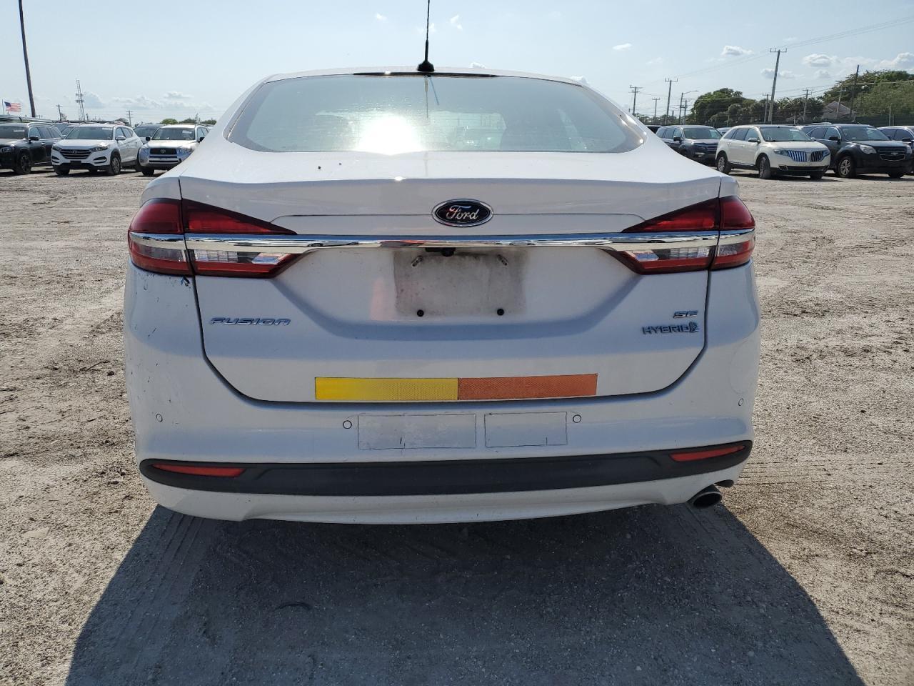 2018 Ford Fusion Se Hybrid - Image 6
