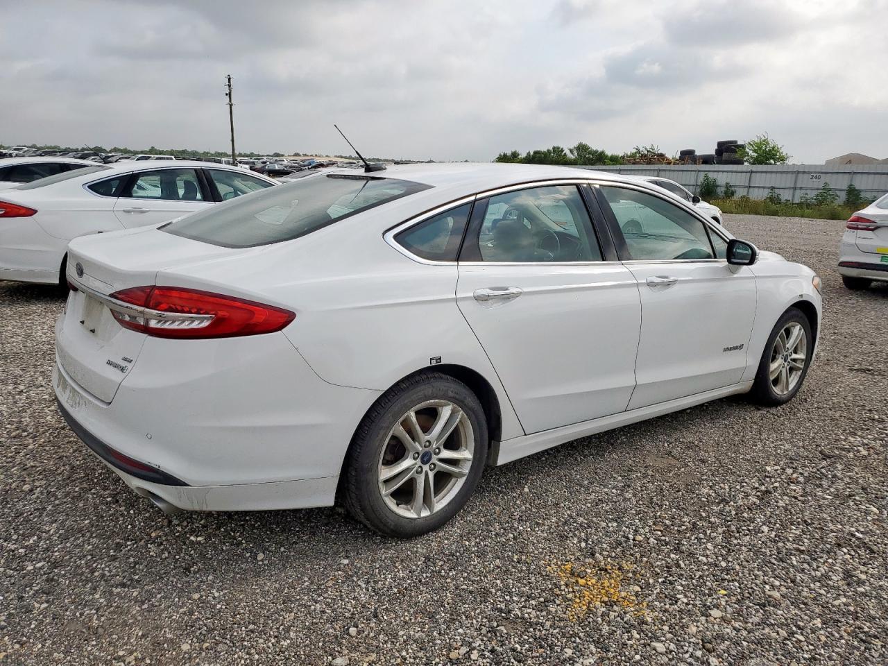 2018 Ford Fusion Se Hybrid - Фото 3
