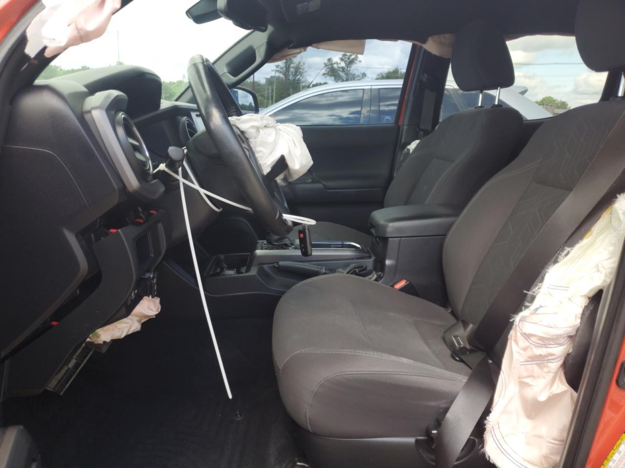 2018 Toyota Tacoma Double Cab - Фото 7