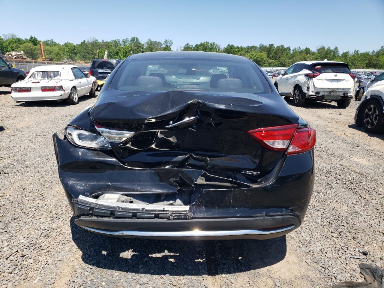 2016 Chrysler 200 Limited - Фото 6