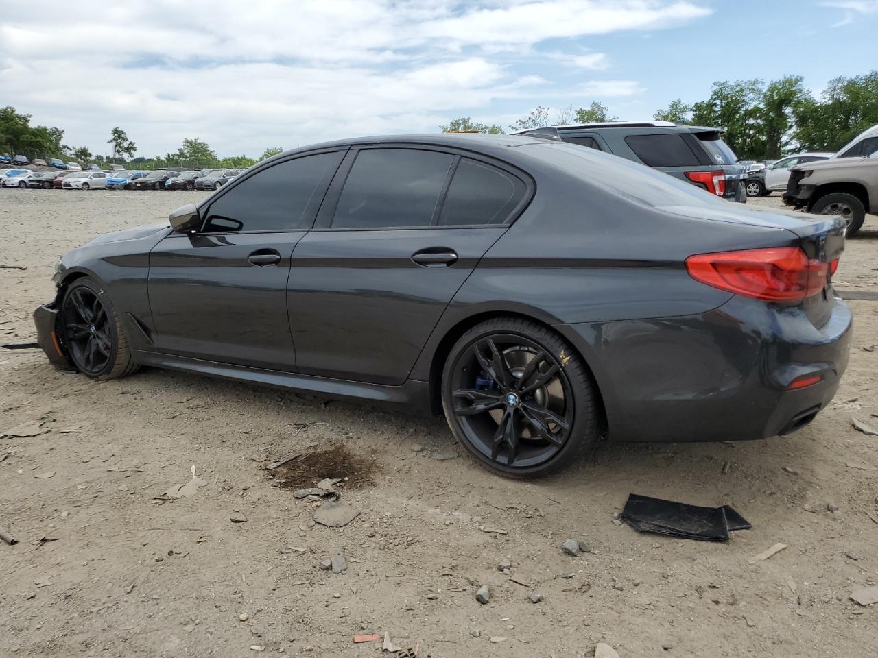 2020 BMW M550Xi - Image 2