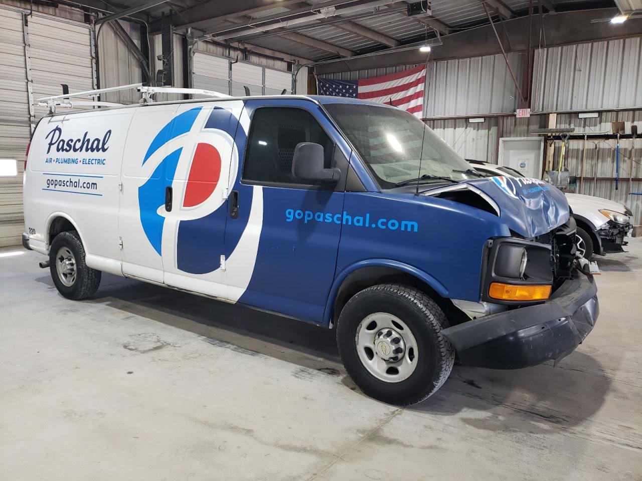 2013 Chevrolet Express G2500 - Фото 4