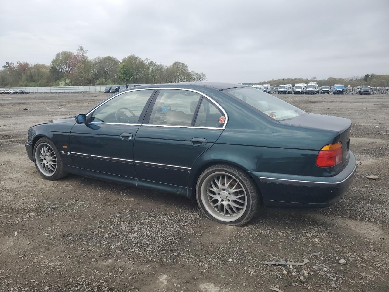 1999 BMW 528 I - Image 2