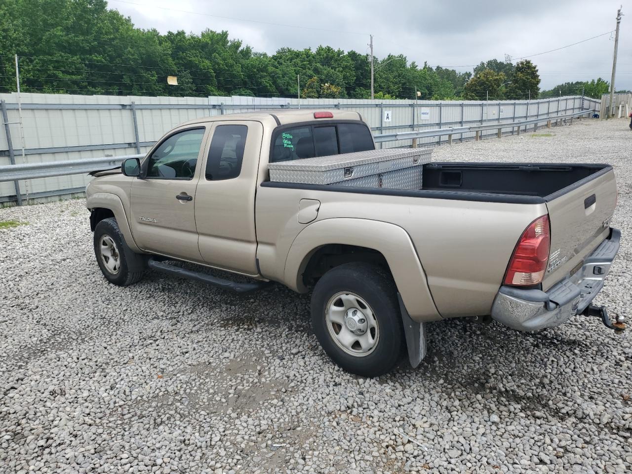 2006 Toyota Tacoma Prerunner Access Cab - Image 2