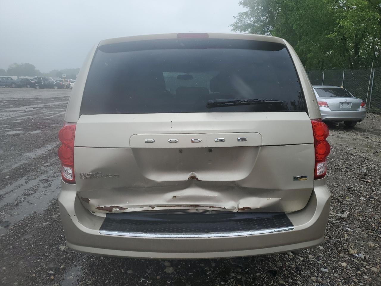 2016 Dodge Grand Caravan Se - Image 6