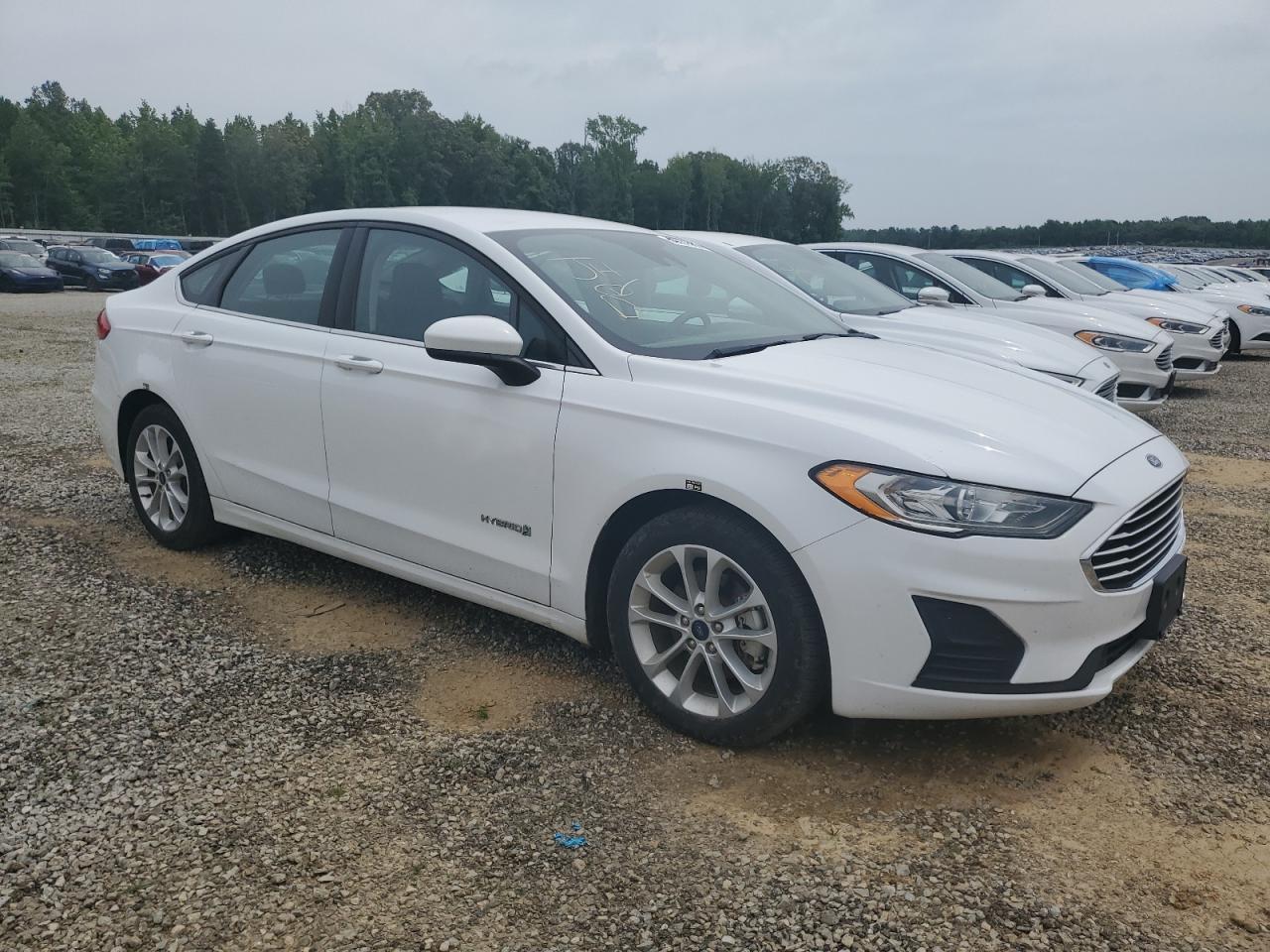 2019 Ford Fusion Se - Фото 4