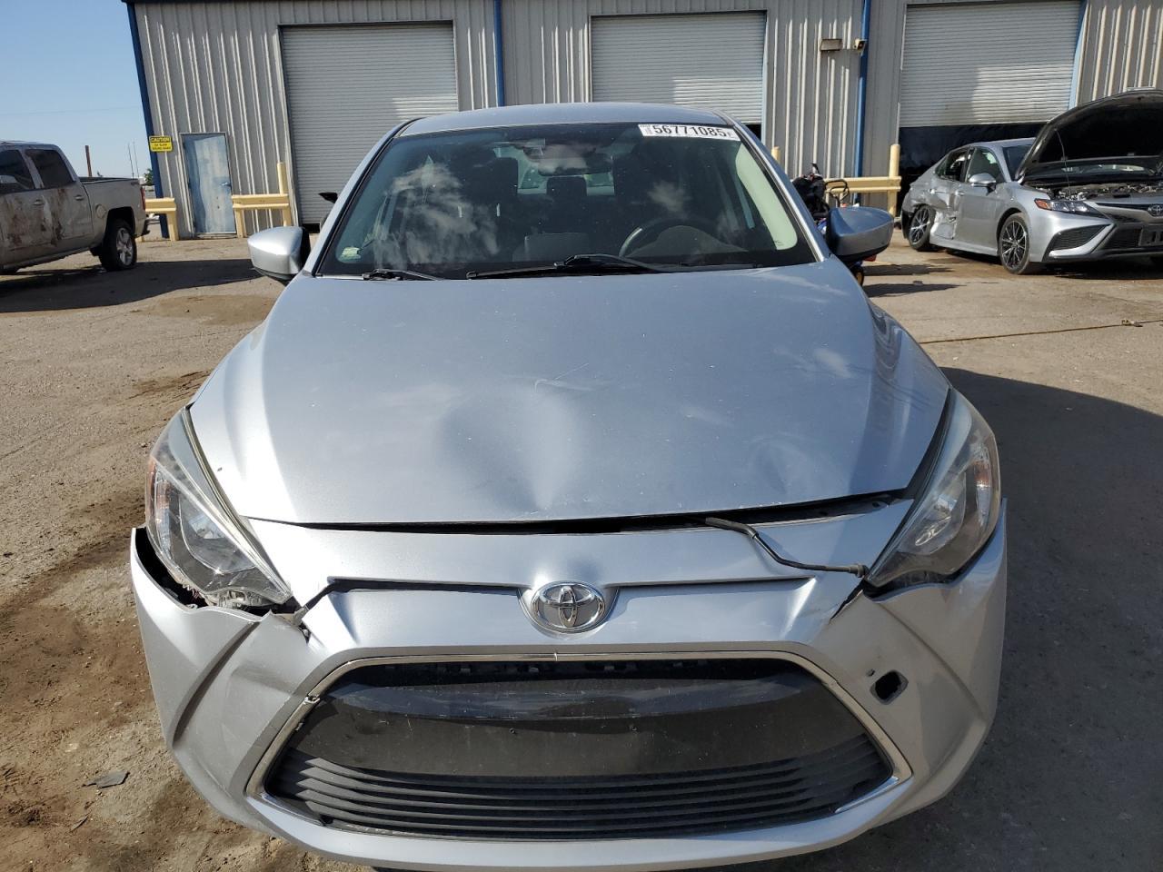 2017 Toyota Yaris Ia - Фото 5