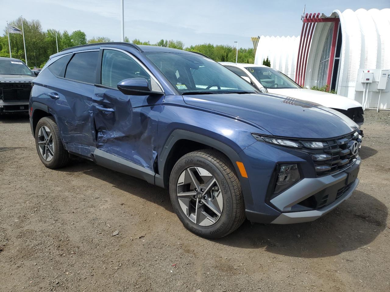 2025 Hyundai Tucson Sel - Image 4