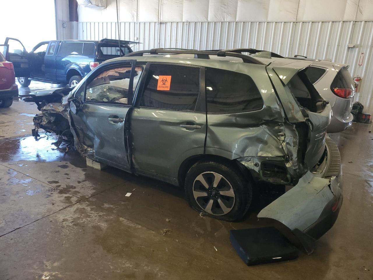 2018 Subaru Forester 2.5I Premium - Фото 2