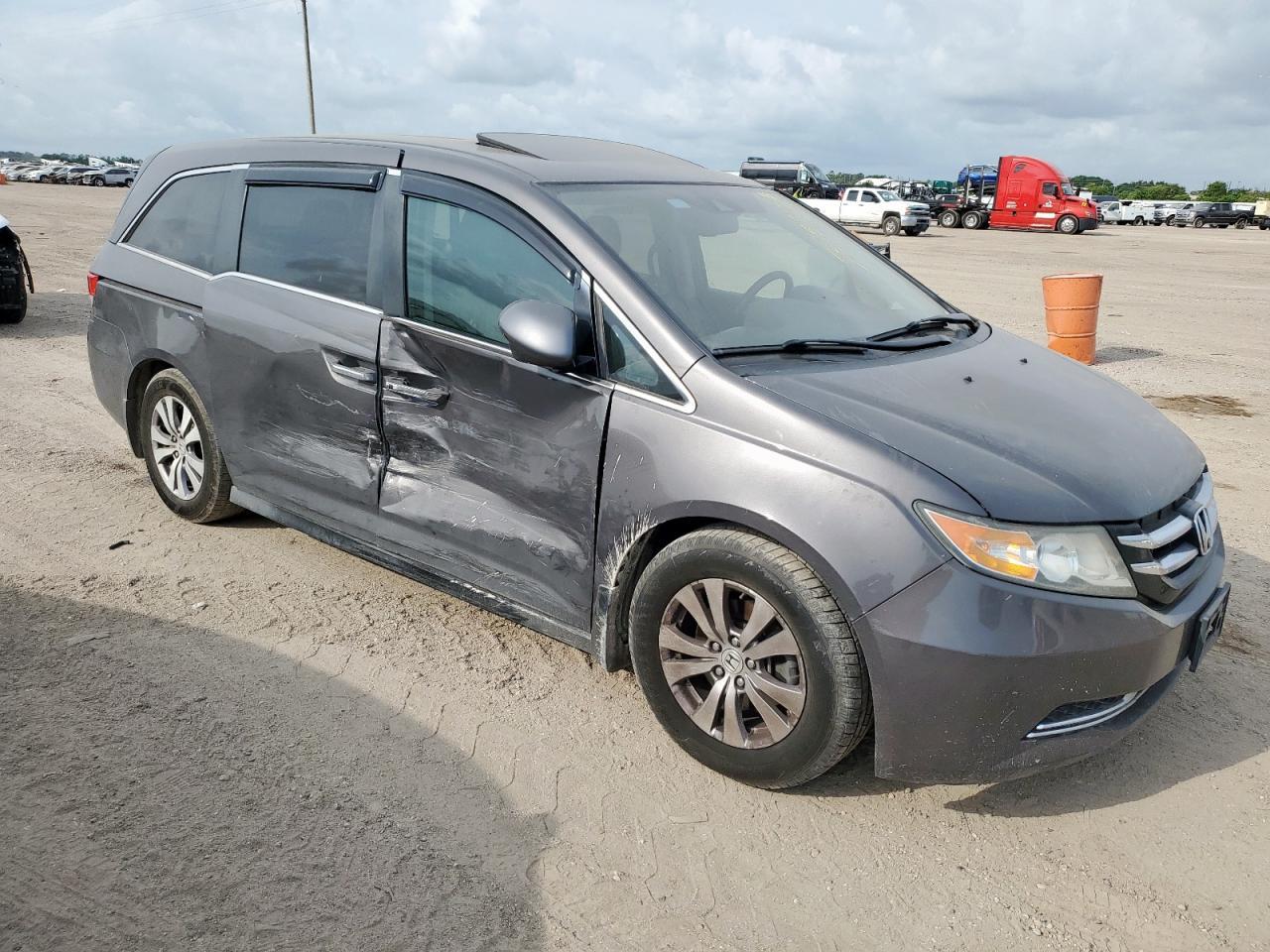2015 Honda Odyssey Exl - Image 4