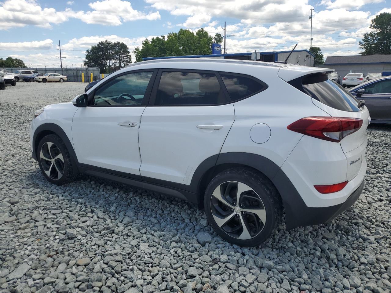 2016 Hyundai Tucson Limited - Image 2