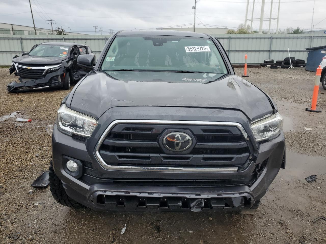 2018 Toyota Tacoma Access Cab - Image 5