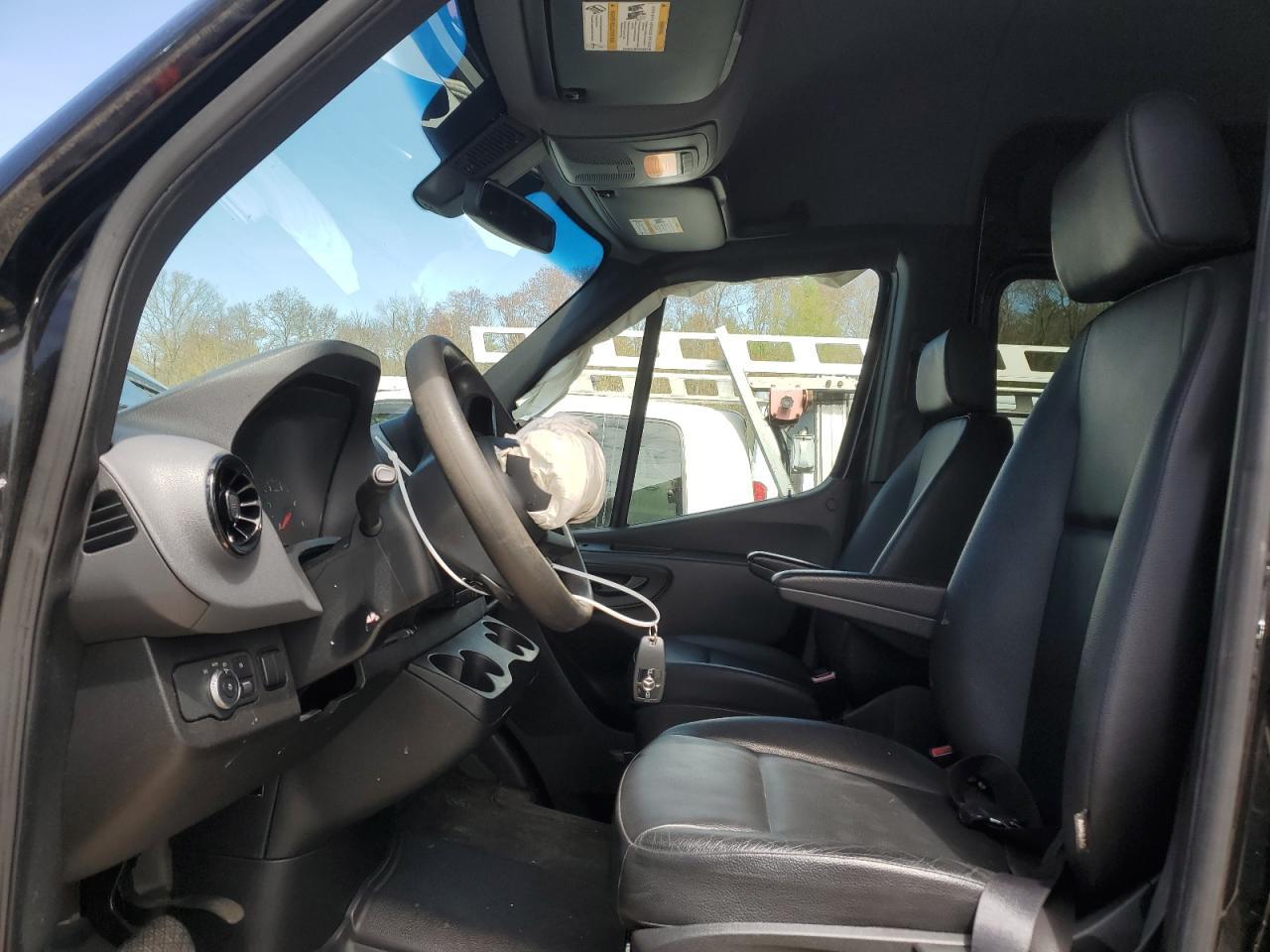 2020 Mercedes-Benz Sprinter 2500 - Image 7