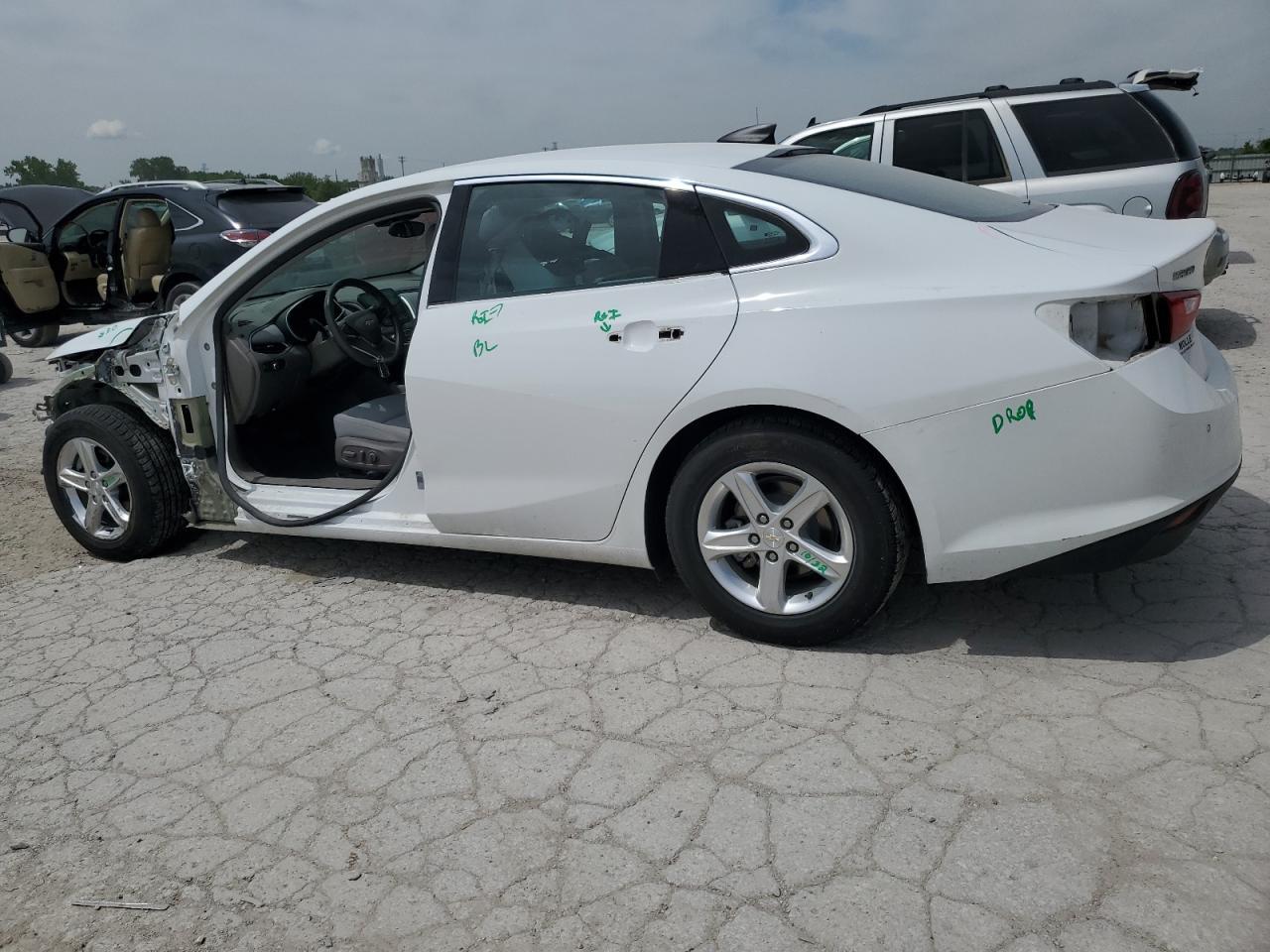 2021 Chevrolet Malibu Ls - Image 2