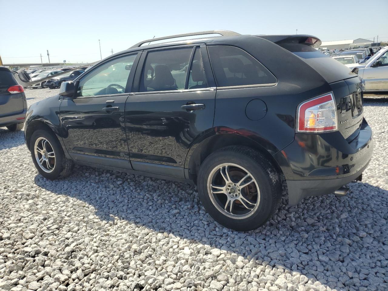 2024 Chevrolet Equinox Ls - Фото 2