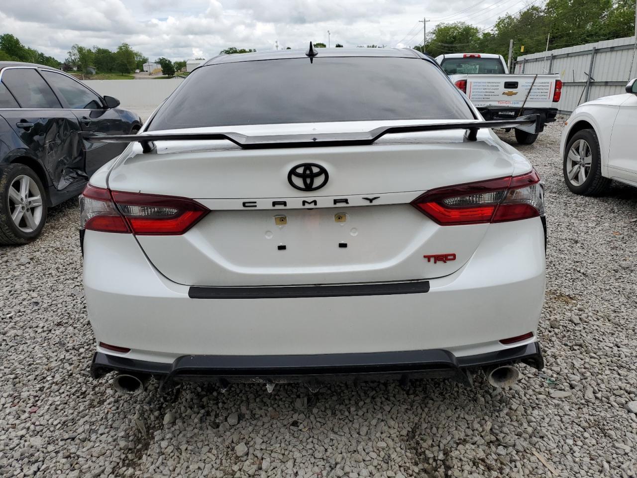 2024 Toyota Camry Trd - Фото 6