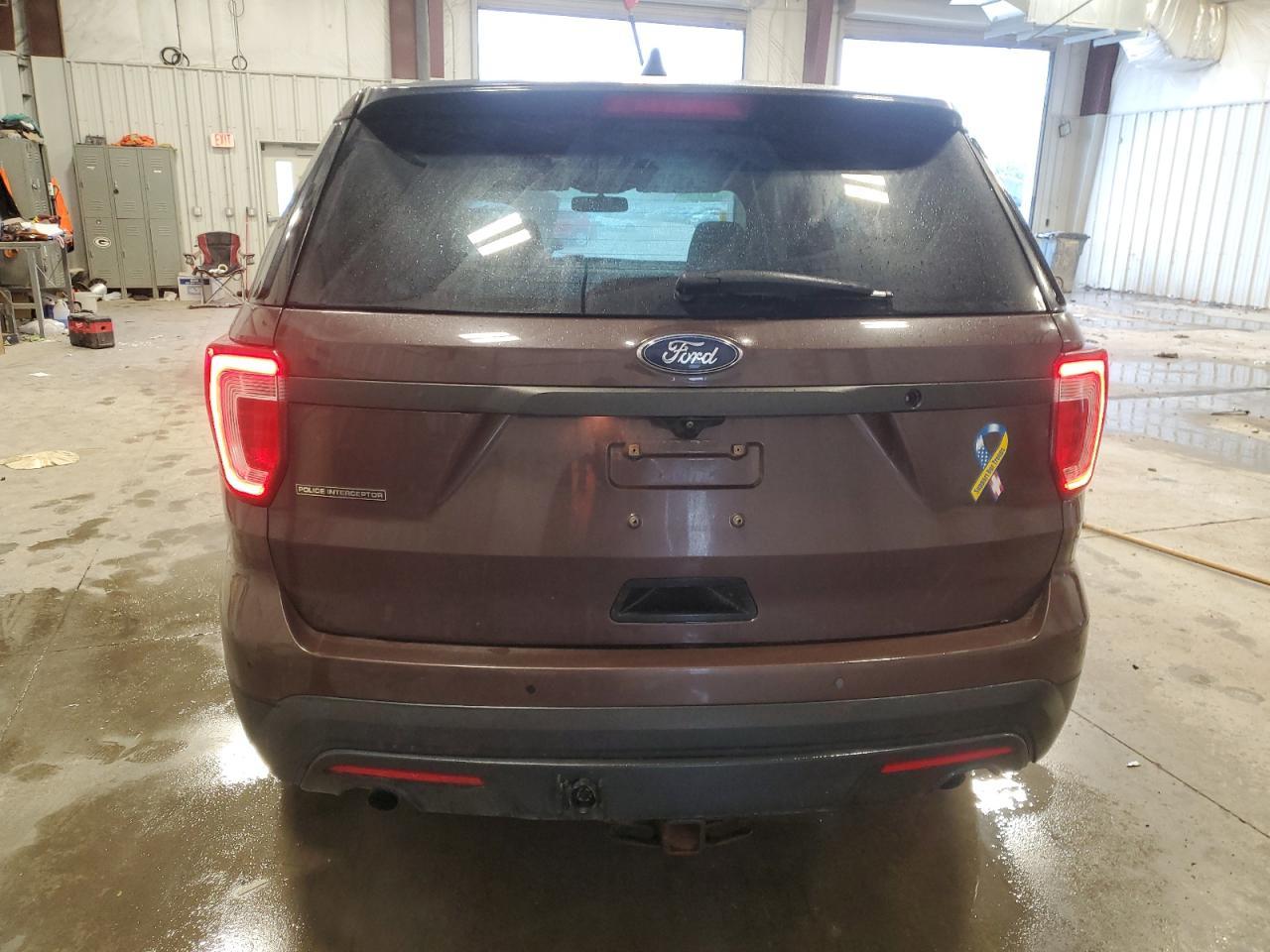 2017 Ford Explorer Police Interceptor - Фото 6