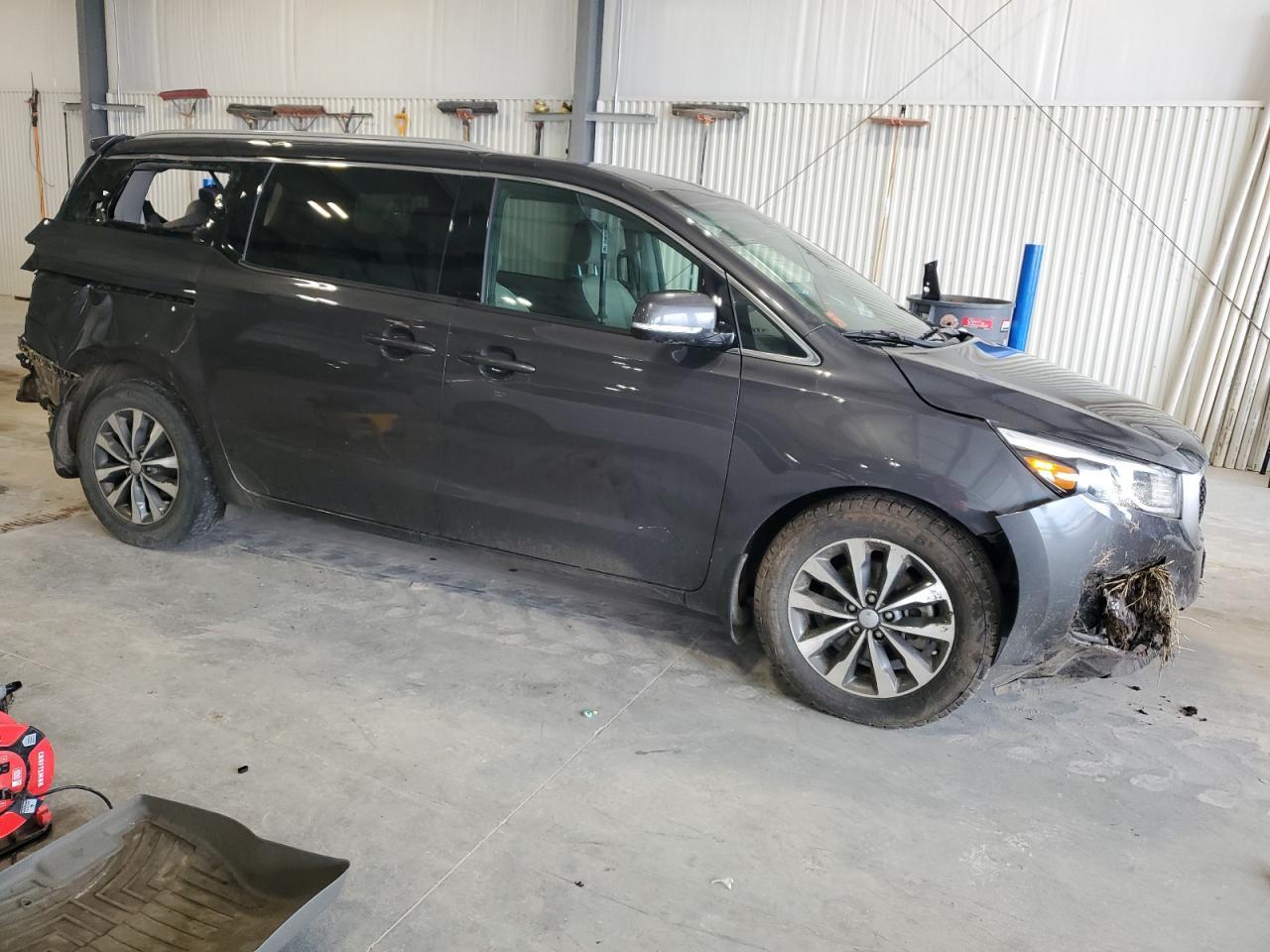 2018 Kia Sedona Ex - Image 4